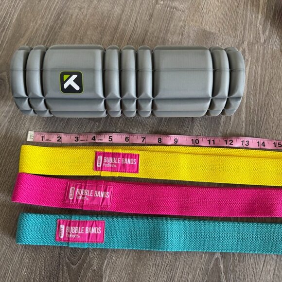 Fitness Bundle: Foam Roller, Long Resistance Bands, Door Anchor, and Mesh Bag - Picture 4 of 10